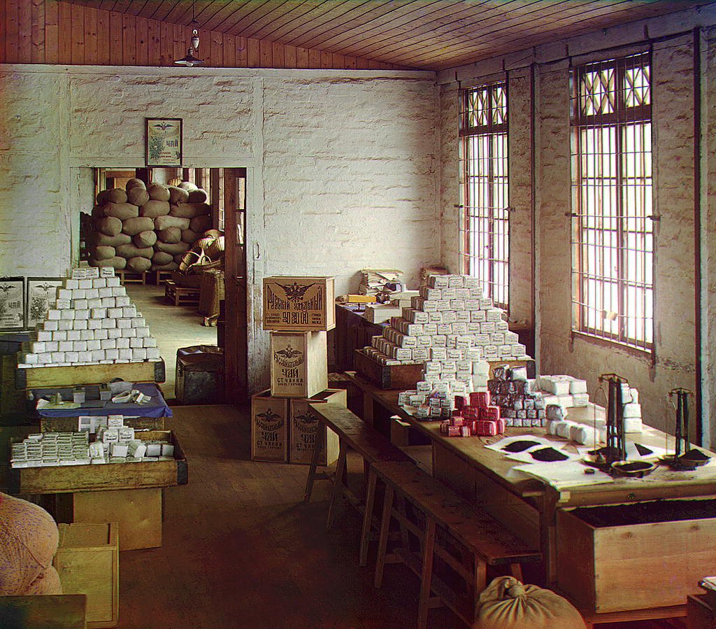 Tea weighing and packaging room at the Chakvi factory, between 1905 and 1915.